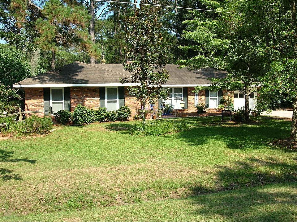 1st image of 608 Quarterman Dr
