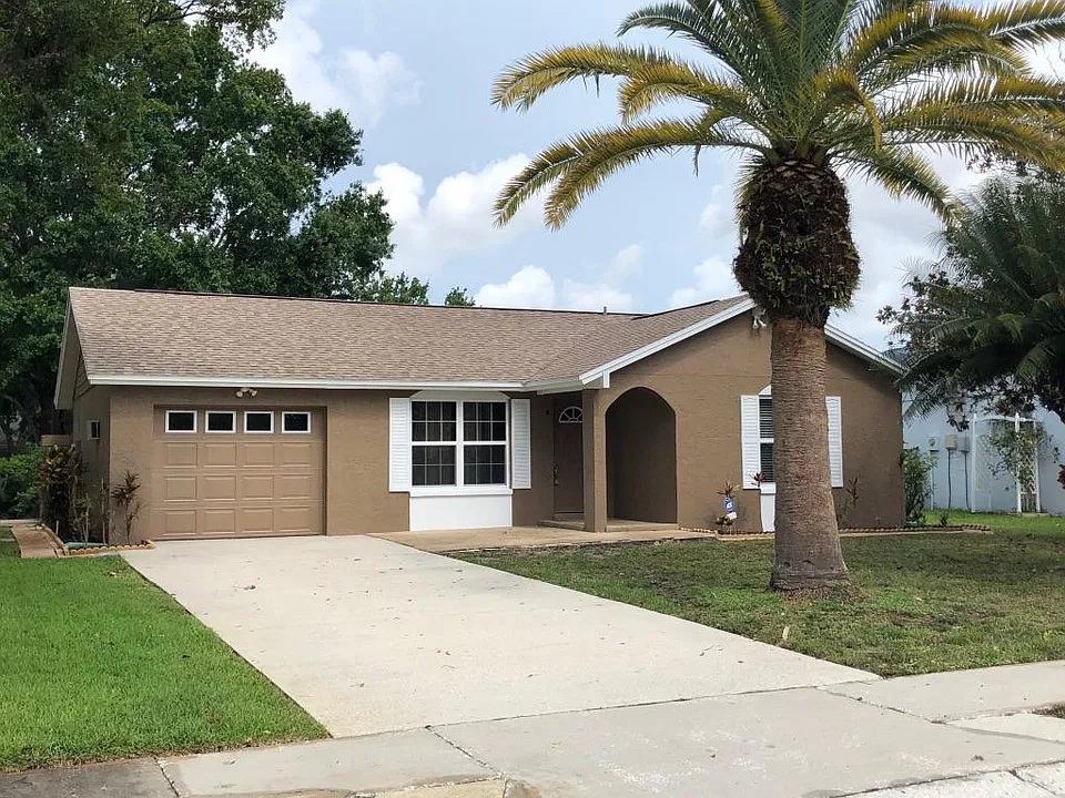 3351 Van Nuys Loop