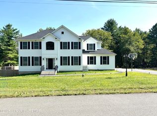 303 Ridge Rd, Stroudsburg, PA 18360