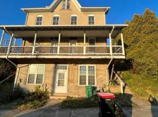 206 N 2nd St, Lehighton, PA 18235