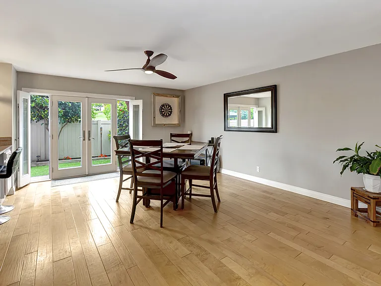 3 Holly Hill Ln — Photo 10