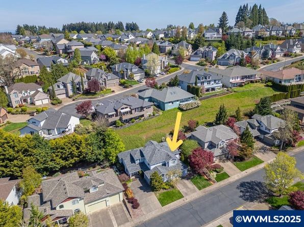 541 Inverness Dr SE, Salem, OR 97306