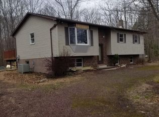 140 Tunnel Rd, White Haven, PA 18661