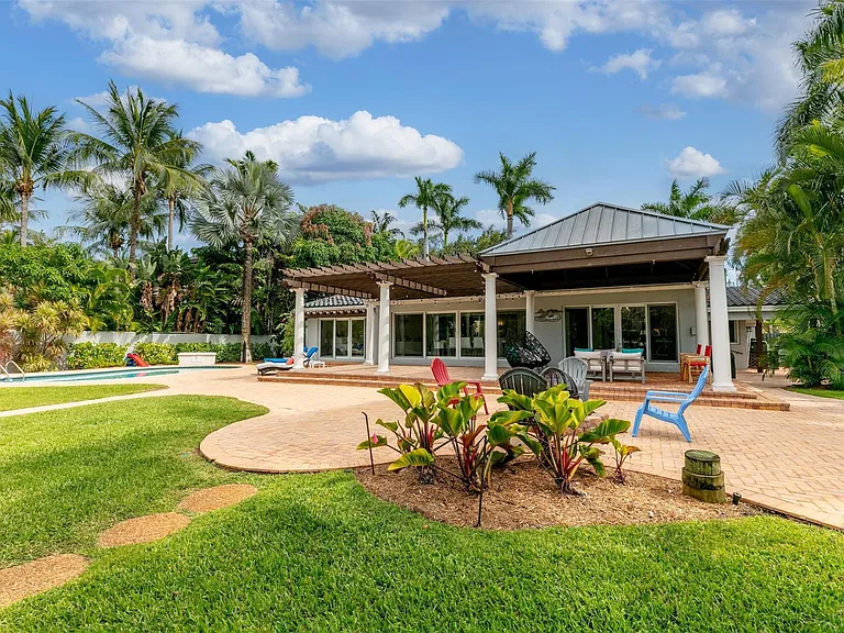 913 Coconut Dr — Photo 47
