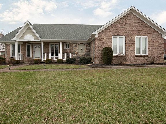2nd image of 3405 Brookhollow Dr