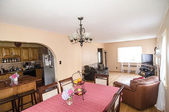 Spacious Floor Plan