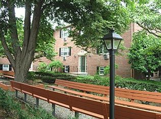 85 Farwell St APT B, Newtonville, MA 02460