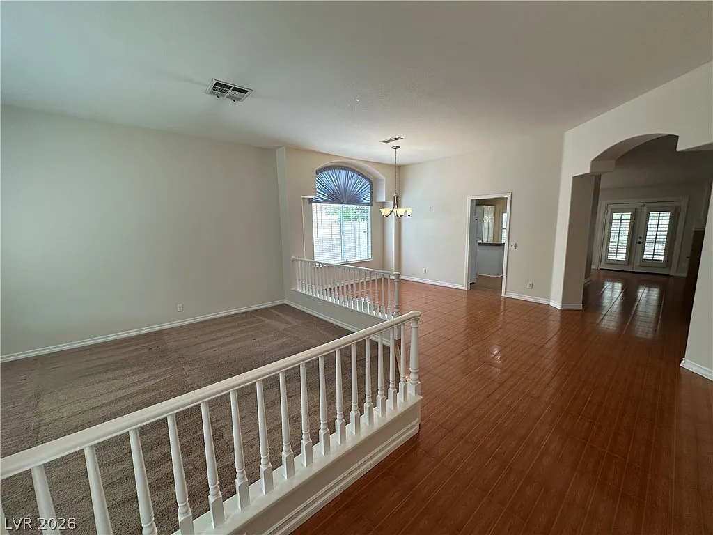 4 bed, 2.5 bath, 2347 sqft, $2,495 — Photo 2