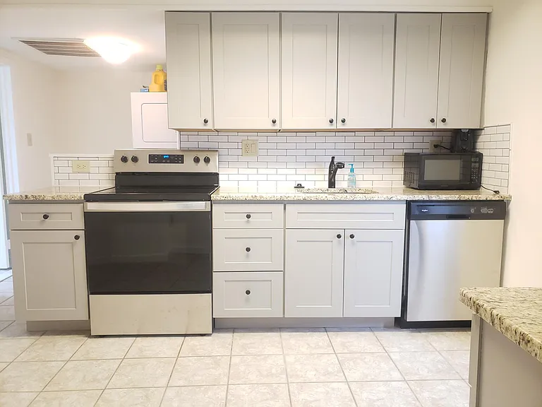 708 Lancaster Pike #B — Photo 4
