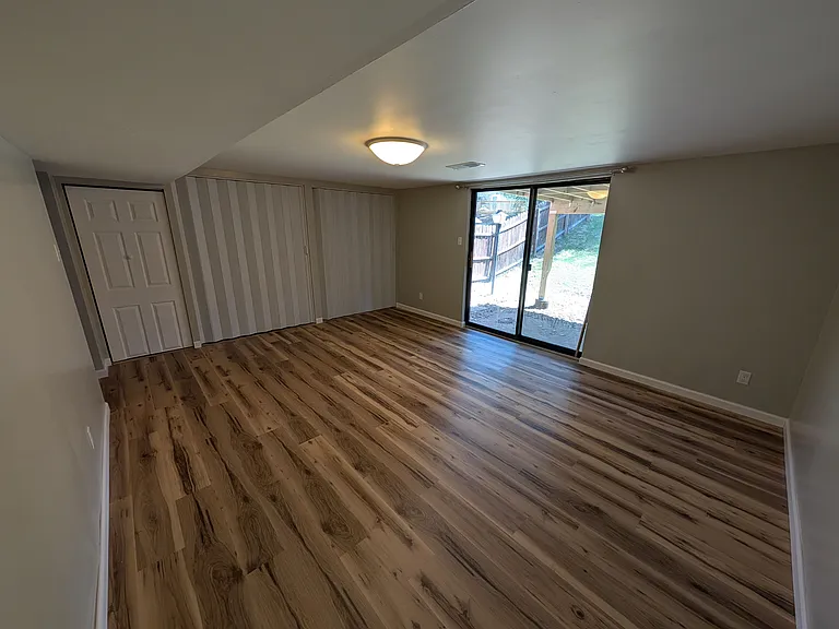 215 Parkwood Dr #MAIN — Photo 14