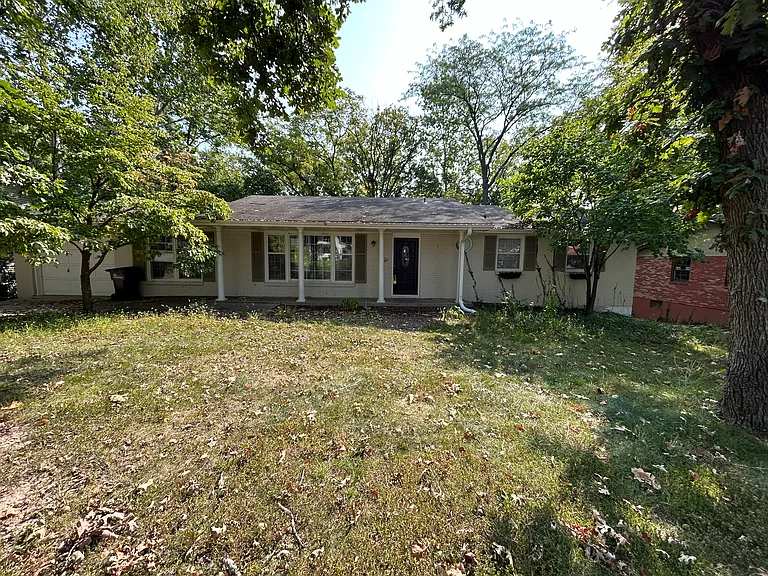 1300 Fieldcrest — Photo 1