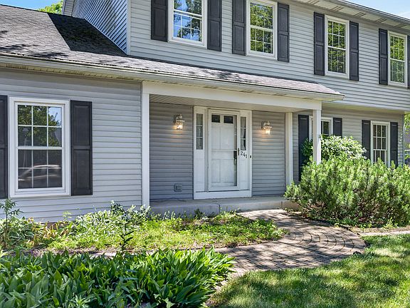 3rd image of 241 Wakefield Ln