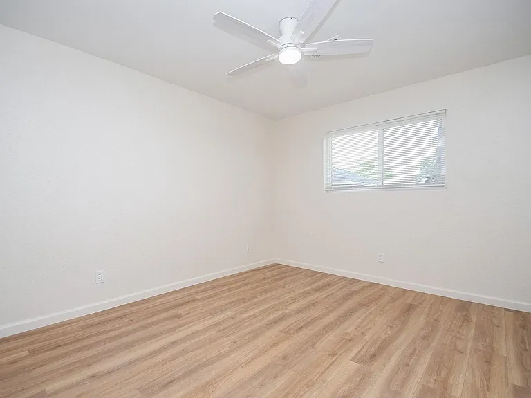 10442 Norton Dr — Photo 19