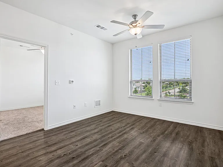 Limestone Ridge — Photo 122