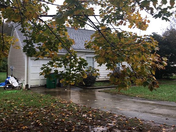 3rd image of 8118 Sherington Way
