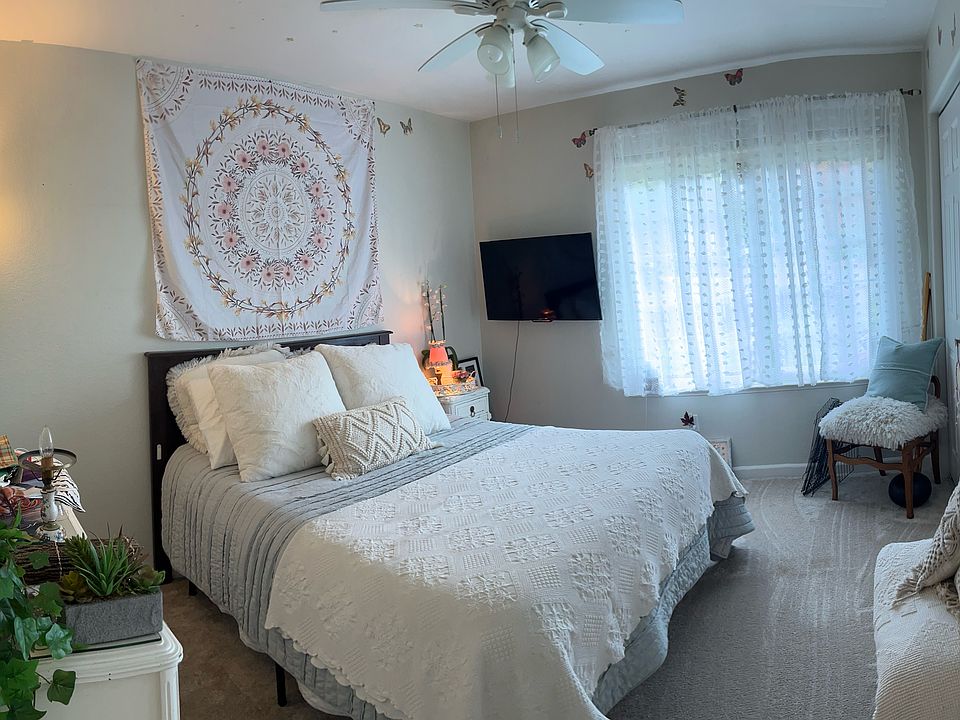 1st image of 1700 Casita Ct