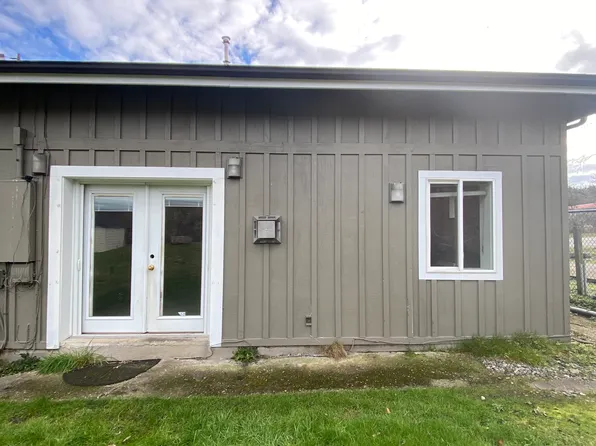 (undisclosed Address), Anacortes, WA 98221