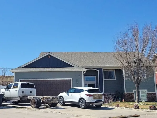 1200 Dillon Ct, Gillette, WY 82718