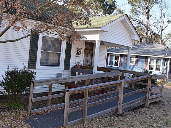 2nd image of 2852 Bowie Ave