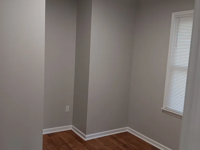 2060 Seward St #2 — Photo 10