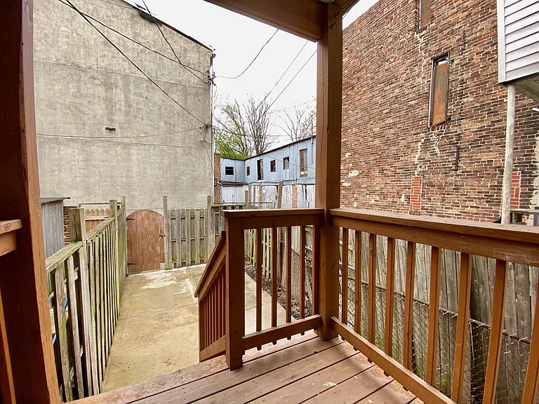 304 S Conkling St — Photo 32