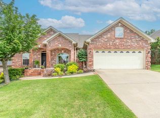 116 Waterside Dr, Maumelle, AR 72113