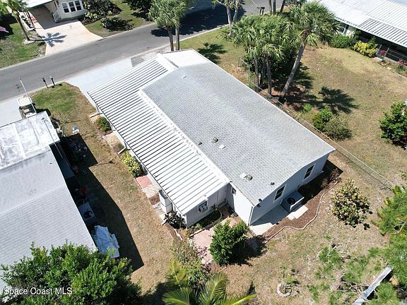2nd image of 492 Marlin Cir