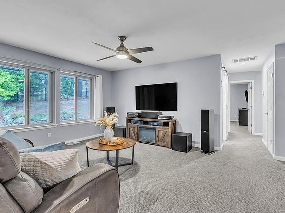 5th image of 6165 Happy Pines Dr