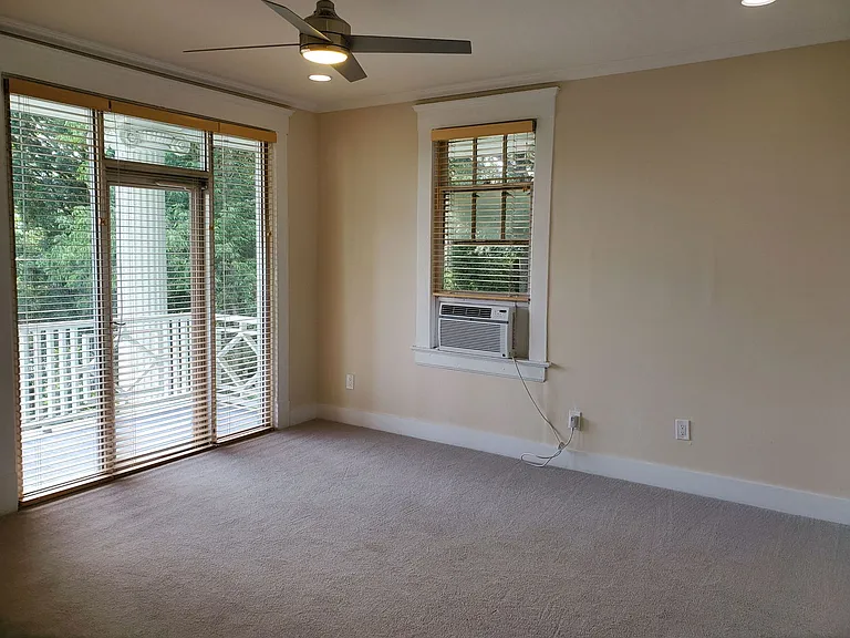 149 Peachtree Cir NE #16 — Photo 5