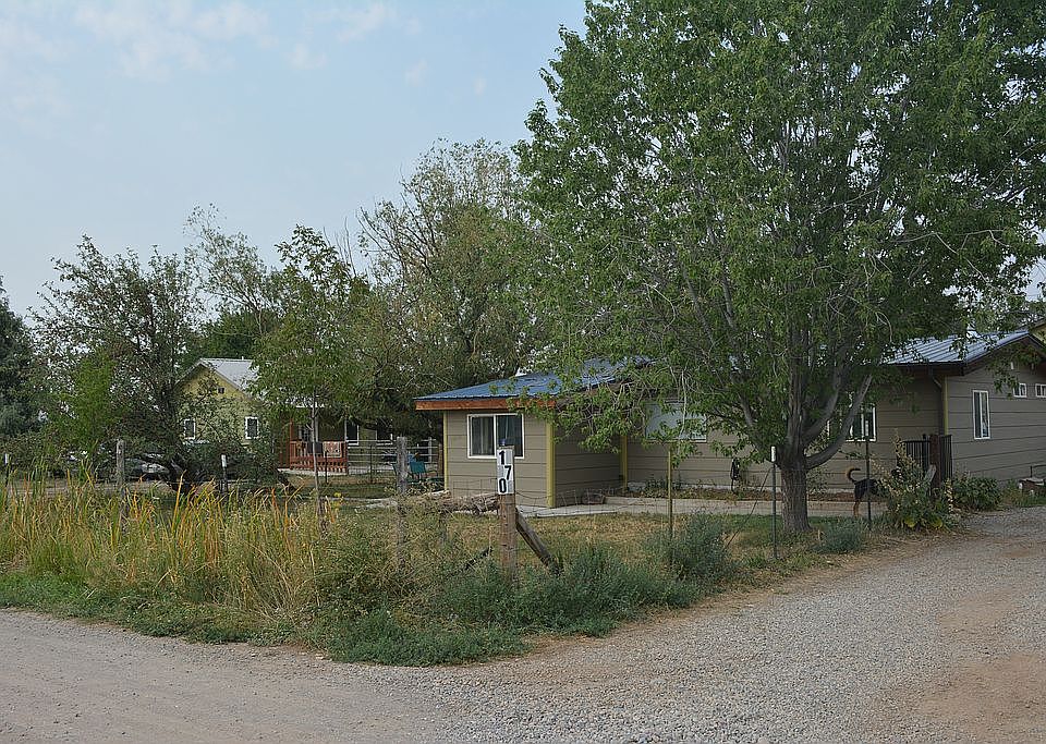 1st image of 170 Valle Dr