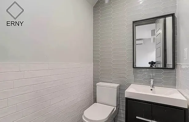 Rented by ERNY LLC | media 13