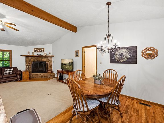 4th image of 3965 Ole Smoky Way