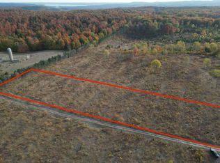 A2 E Kasson Rd #A2, Maple City, MI 49664