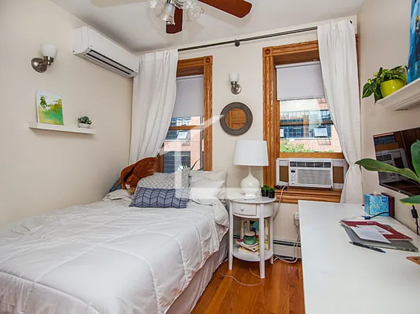 137 Charles St, Boston, MA