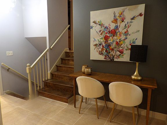 3rd image of 51 Campus Ln