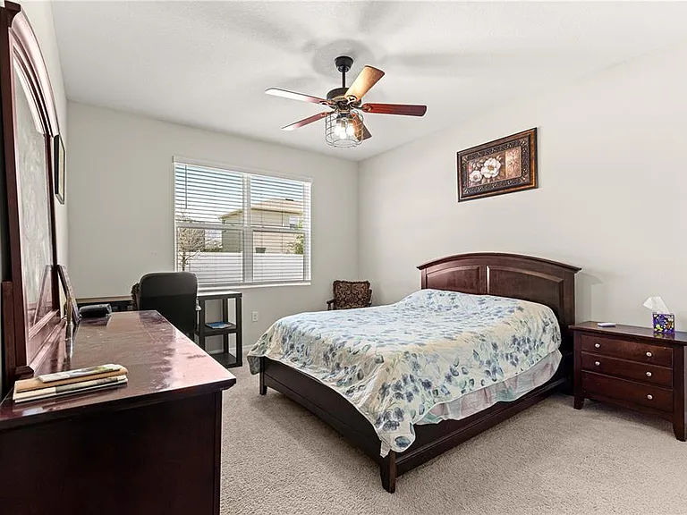 8142 SW 59th Ave — Photo 9