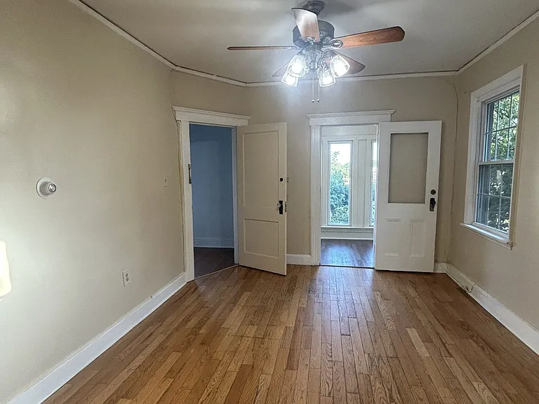 455 E Westfield Ave — Photo 3