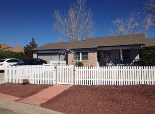 800 Campfire Rd SE, Rio Rancho, NM 87124
