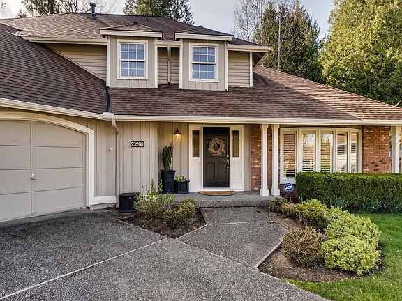 3rd image of 23208 NE 21st Pl