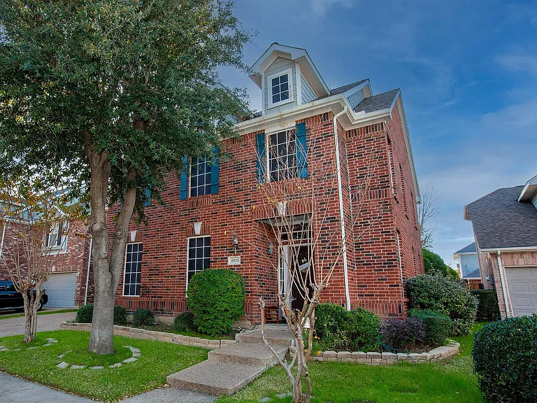 8335 Richmond Ct — Photo 2