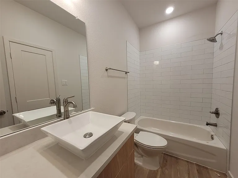 2509 Appian Way #B — Photo 22