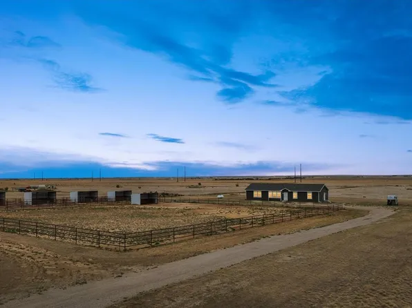 15330 Peterson Road, Keenesburg, CO 80643