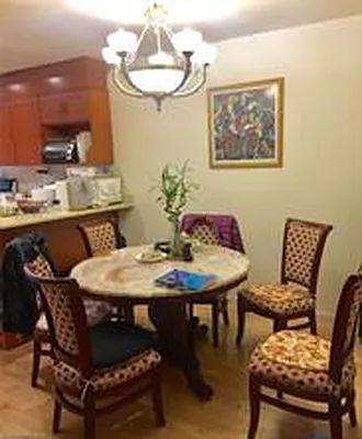 Sold by Momentum Real Estate LLC | media 12