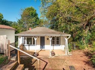 525 N Main St, Mars Hill, NC 28754