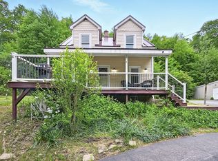 24 Barnett Rd, Sutton, MA 01590