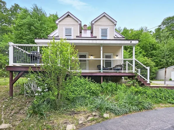24 Barnett Rd, Sutton, MA 01590