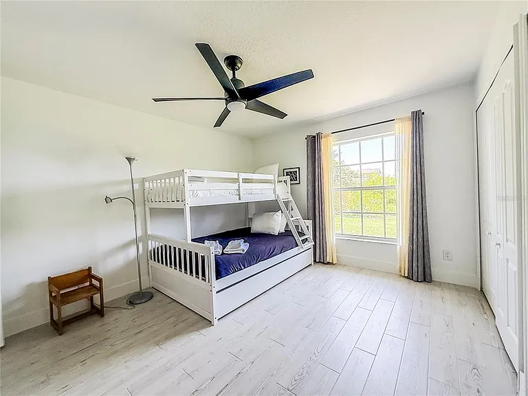 12830 Florida Ave — Photo 24