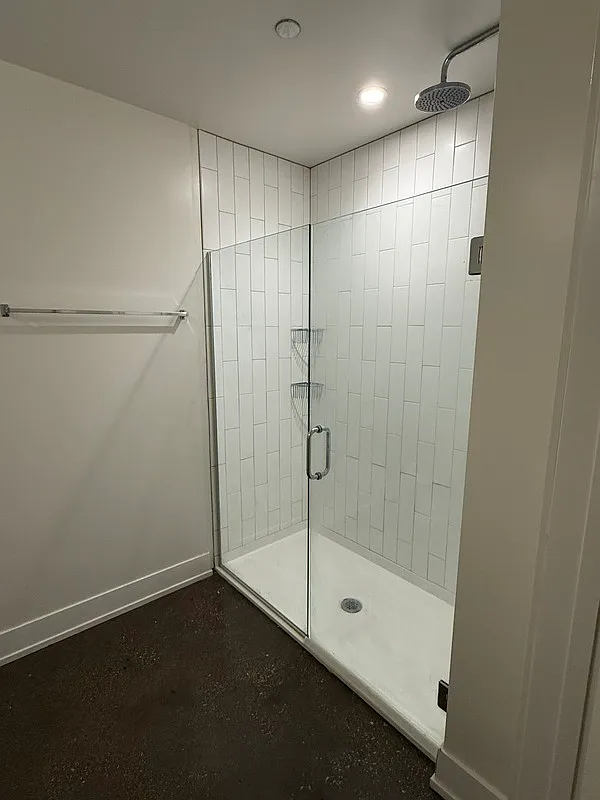 1 bed, 1.0 bath, 552 sqft, $2,245 — Photo 3