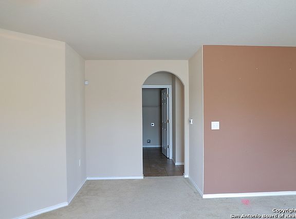 3rd image of 8934 Mission Brk