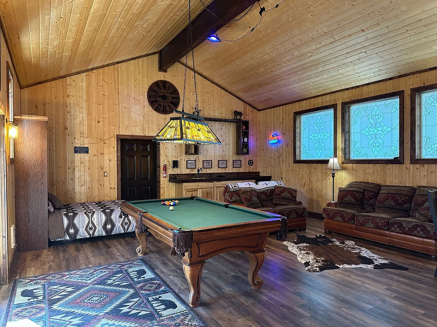 Studio Apartment in Deschutes River Woods — Photo 1